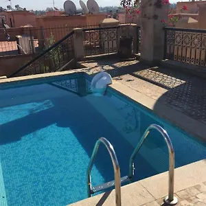 Appartement Confort Avec Transport Aeroport, Marrakesh