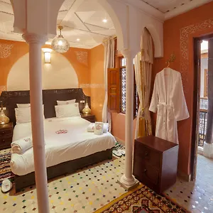 3* Риад Dar Ikalimo Marrakech