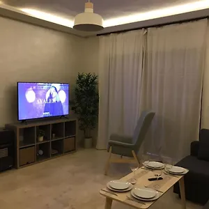 Appartement Superbe Uniquement Pour Les Familles, Marrakesh